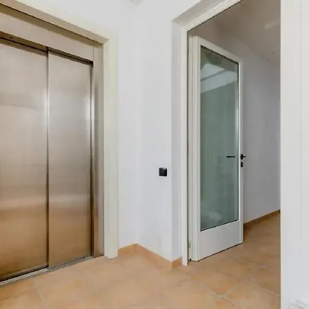 Pan Di Zucchero Apartment